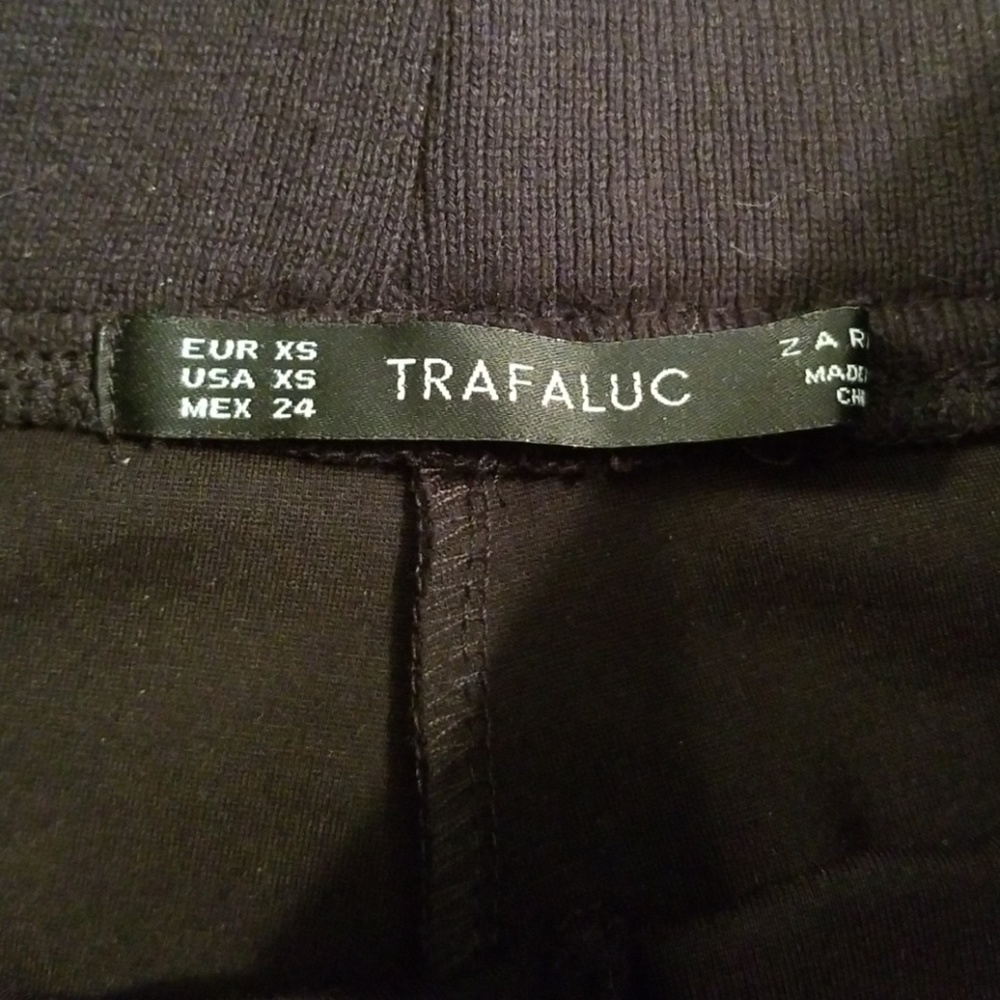 NWOT Zara Trafaluc Zip Ankle Legging Size XSmall - Picture 2 of 4